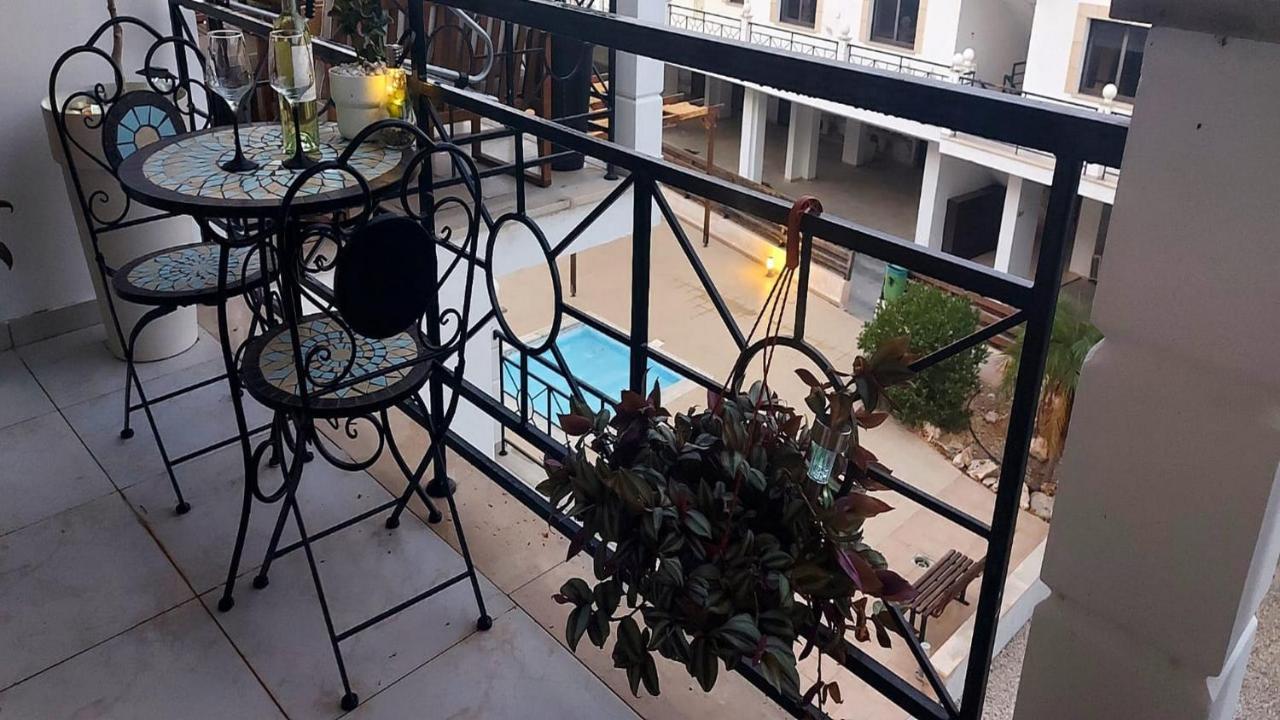 Paramount Gardens Resorts C202 Larnaka Exterior foto