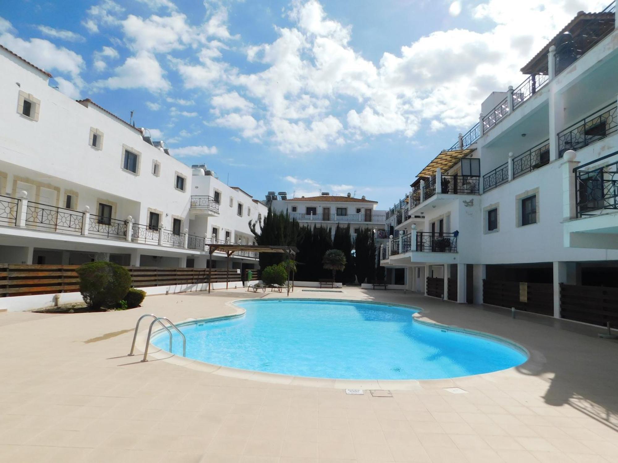 Paramount Gardens Resorts C202 Larnaka Exterior foto